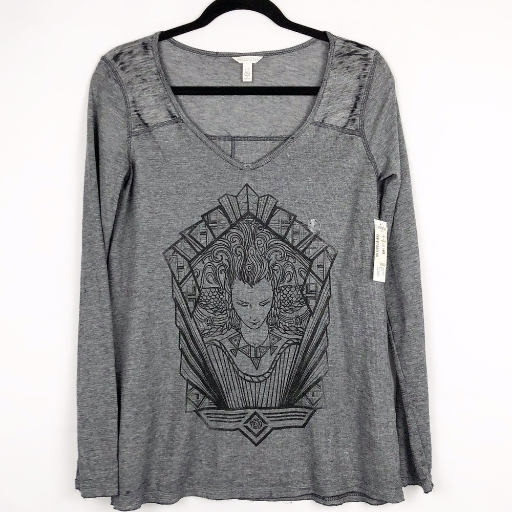 Aeropostale Long Sleeve V-Neck Top NWT - Picture 1 of 6